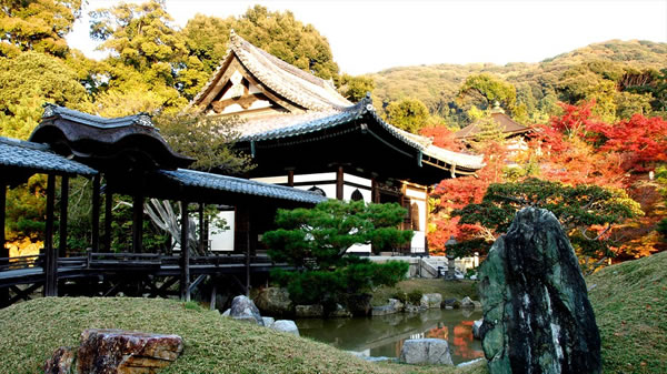 Kodaiji là một trong những đền, chùa nổi tiếng nhất tại Kyoto