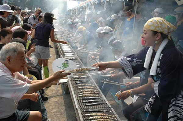 Lễ hội cá thu Meguro luôn thu hút được sự quan tâm của du khách
