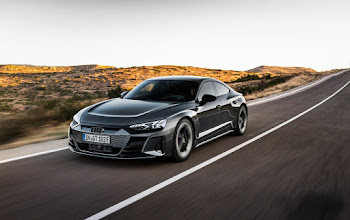 Audi ra mắt xe thể thao chạy điện mới Audi e-tron GT và nó thực sự ấn tượng 